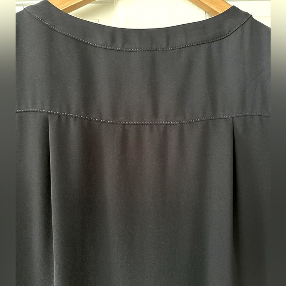 J. Crew Women's Navy Blue Sleeveless Drapey Blouse- Size 00P - Picture 5 of 5